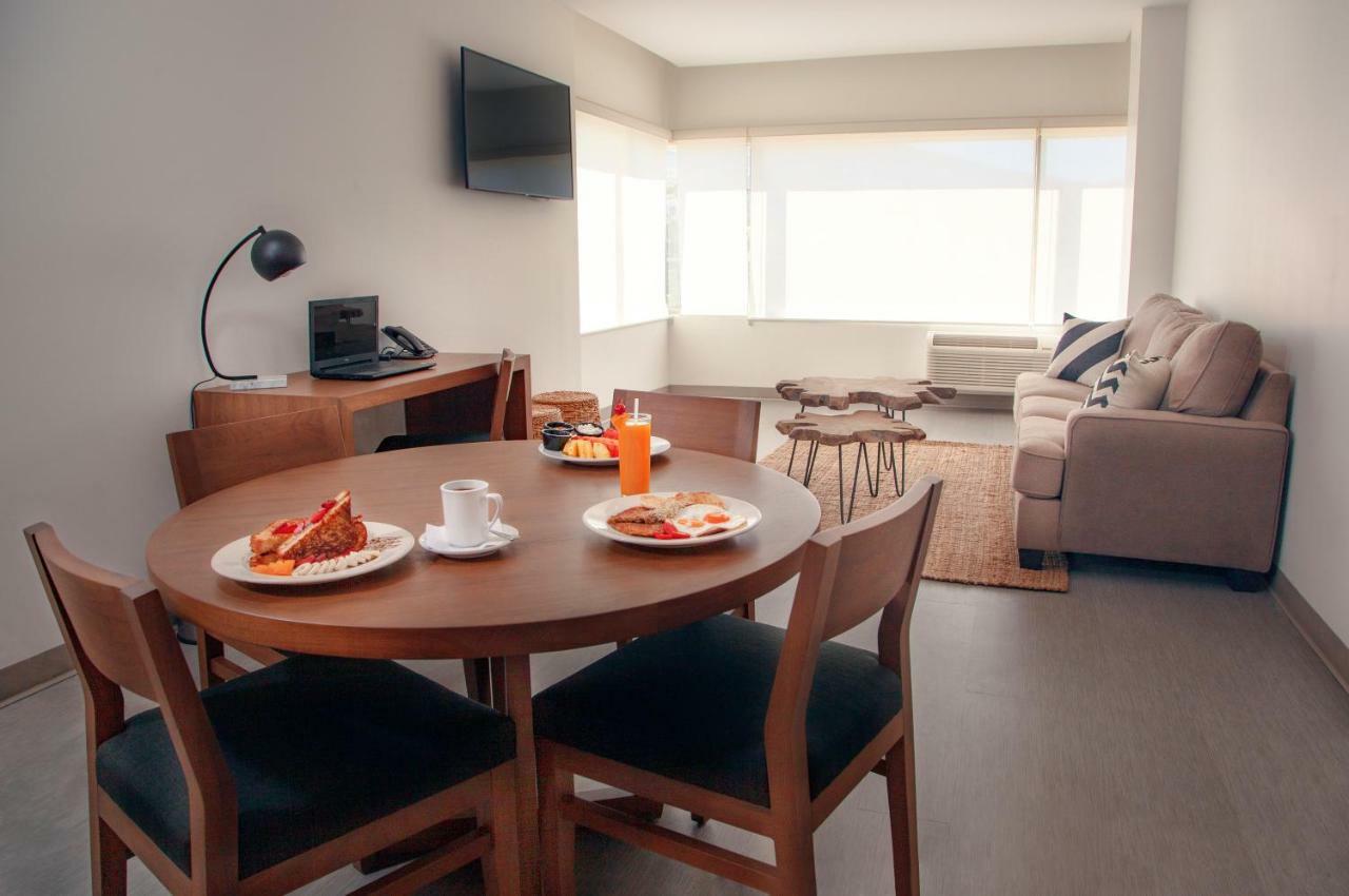 Hotel Kumiai Inn Текате Экстерьер фото